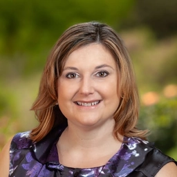 Dr. Lisa R   Michels